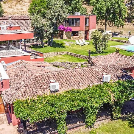 Amazing In With Wifi, 5 Bedrooms&outdoor Swimming Pool Vakantiehuis Candeleda