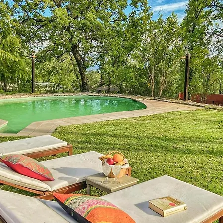 Amazing In With Wifi, 5 Bedrooms&outdoor Swimming Pool Candeleda