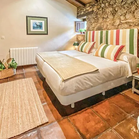 Amazing In With Wifi, 5 Bedrooms&outdoor Swimming Pool