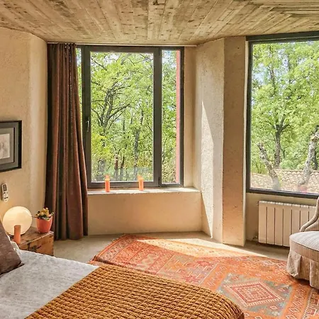 Amazing In With Wifi, 5 Bedrooms&outdoor Swimming Pool Vakantiehuis *