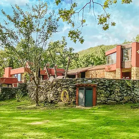 Amazing In With Wifi, 5 Bedrooms&outdoor Swimming Pool Vakantiehuis Candeleda